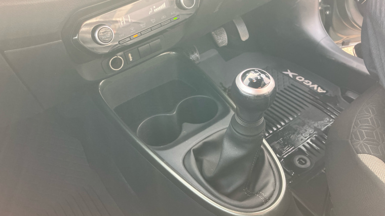 Toyota Aygo X 1.0 VVT-i Edge 5dr [Parking] Petrol Hatchback